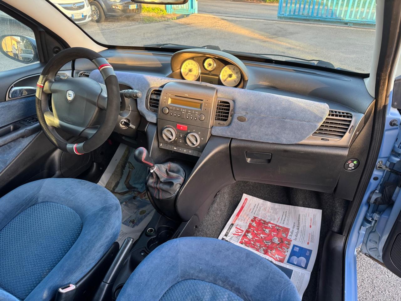 Lancia Ypsilon 1.3 MJT 75 CV Platino