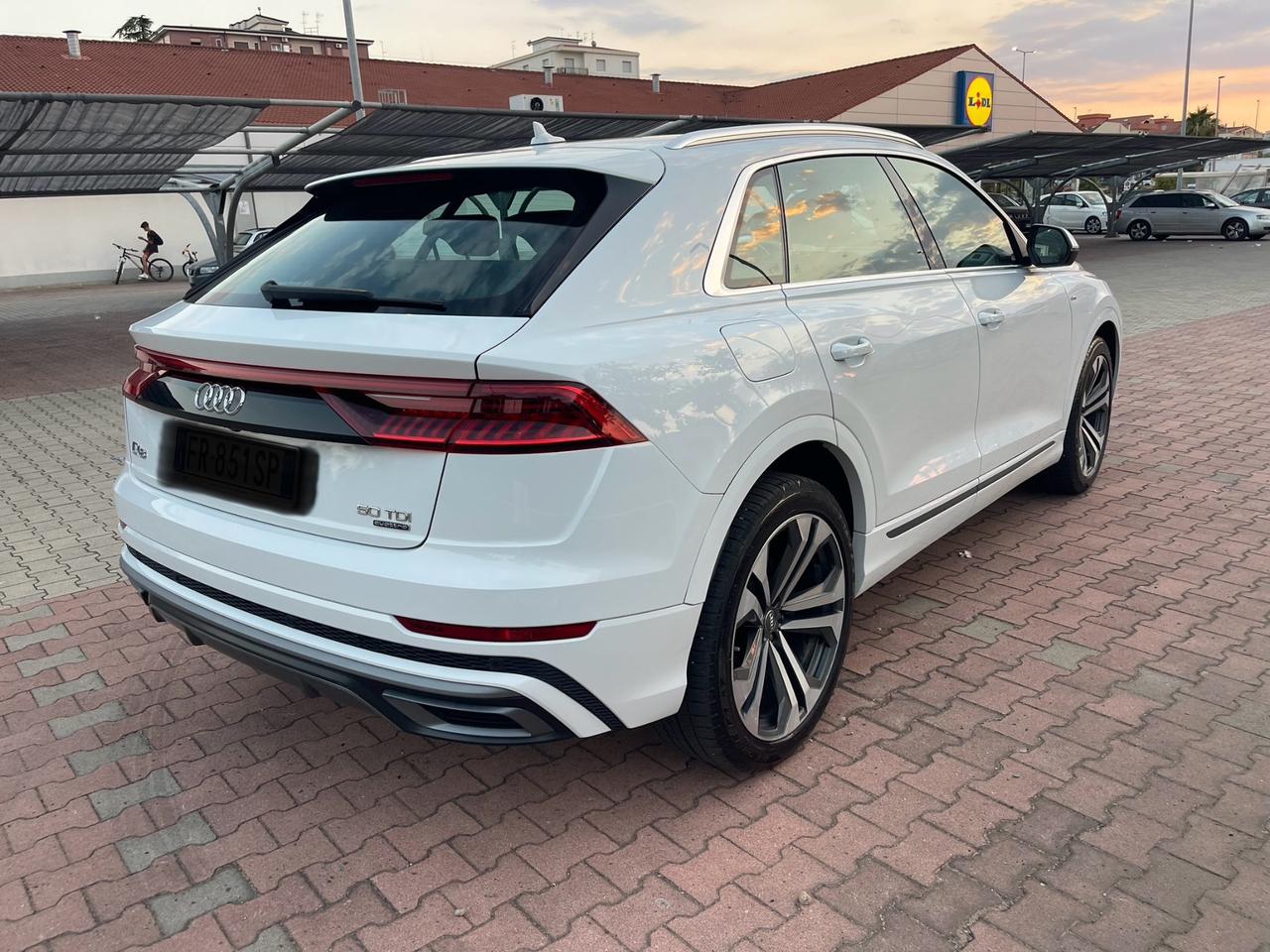 Audi Q8 50 TDI 286 CV quattro tiptronic Sport