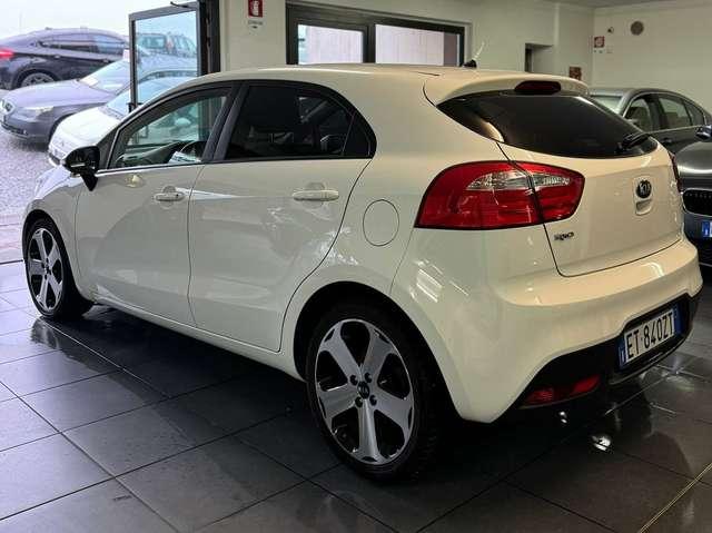 Kia Rio Rio 5p 1.2 cvvt Cool "X NEOPATENTATI"