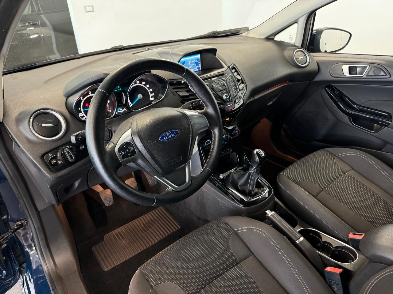 Ford Fiesta 1.5 TDCi 75CV 5 porte Titanium NEOPATENTATI NAVI