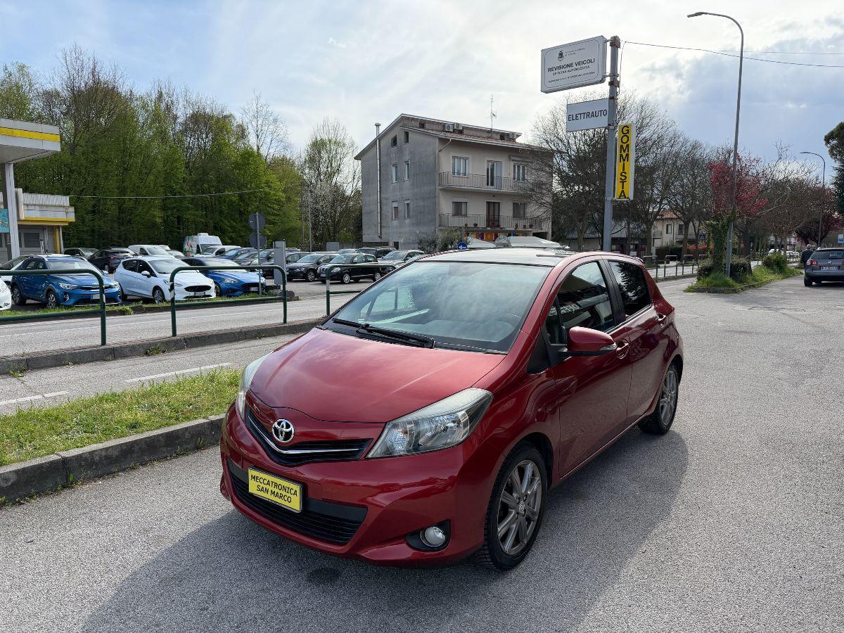 TOYOTA - Yaris - 1.3 5p. Lounge