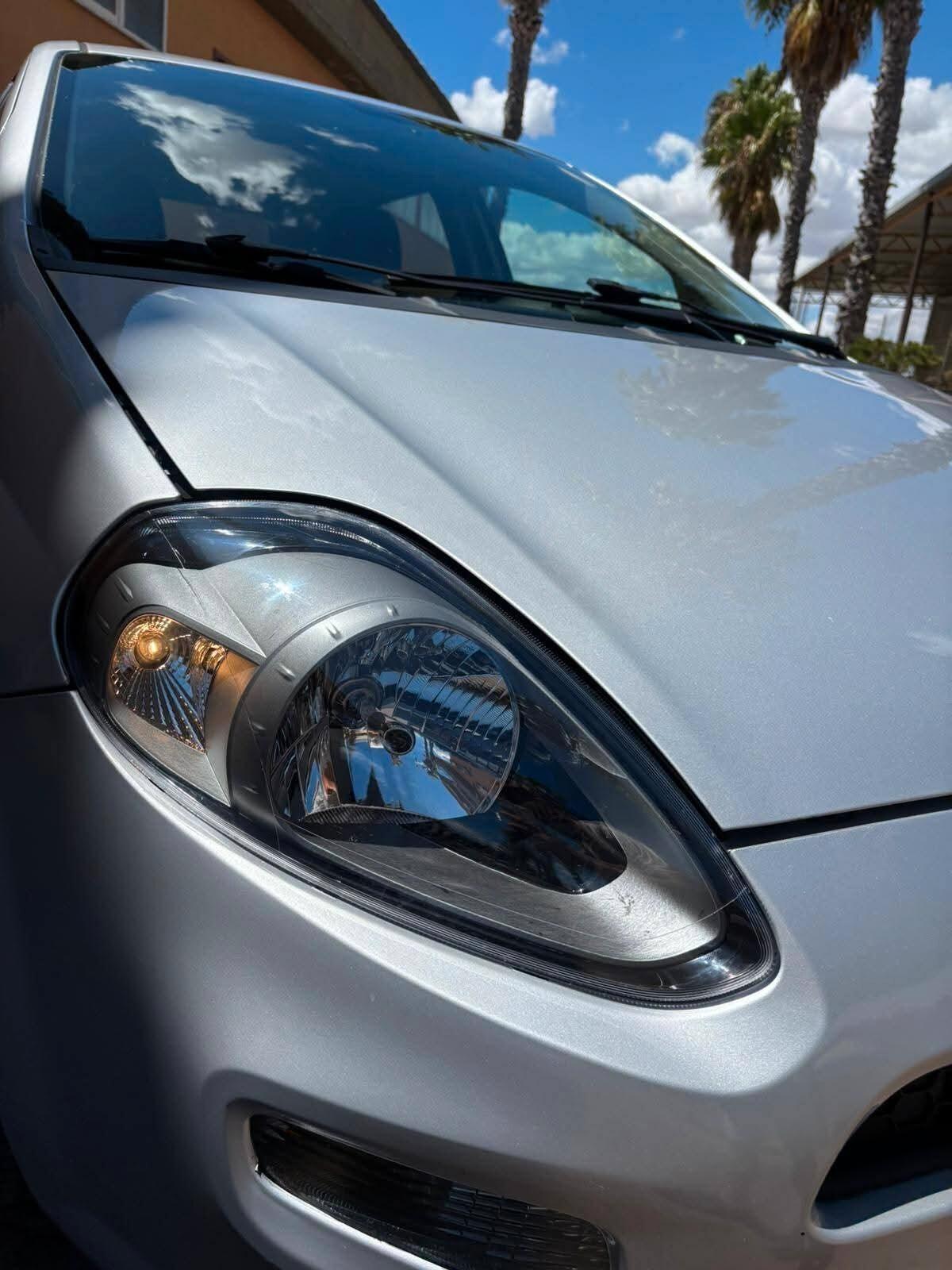 Fiat Punto 1.3 MJT II 75 CV 5 porte Street
