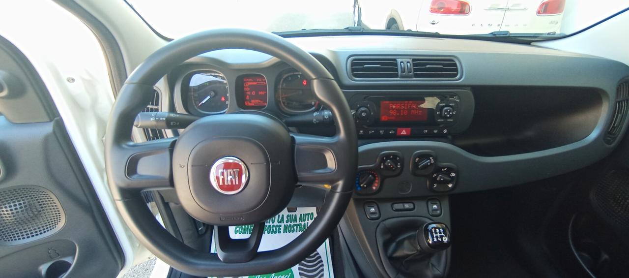 Fiat Panda 1.2i 69 CV - Garanzia-Neopatentati