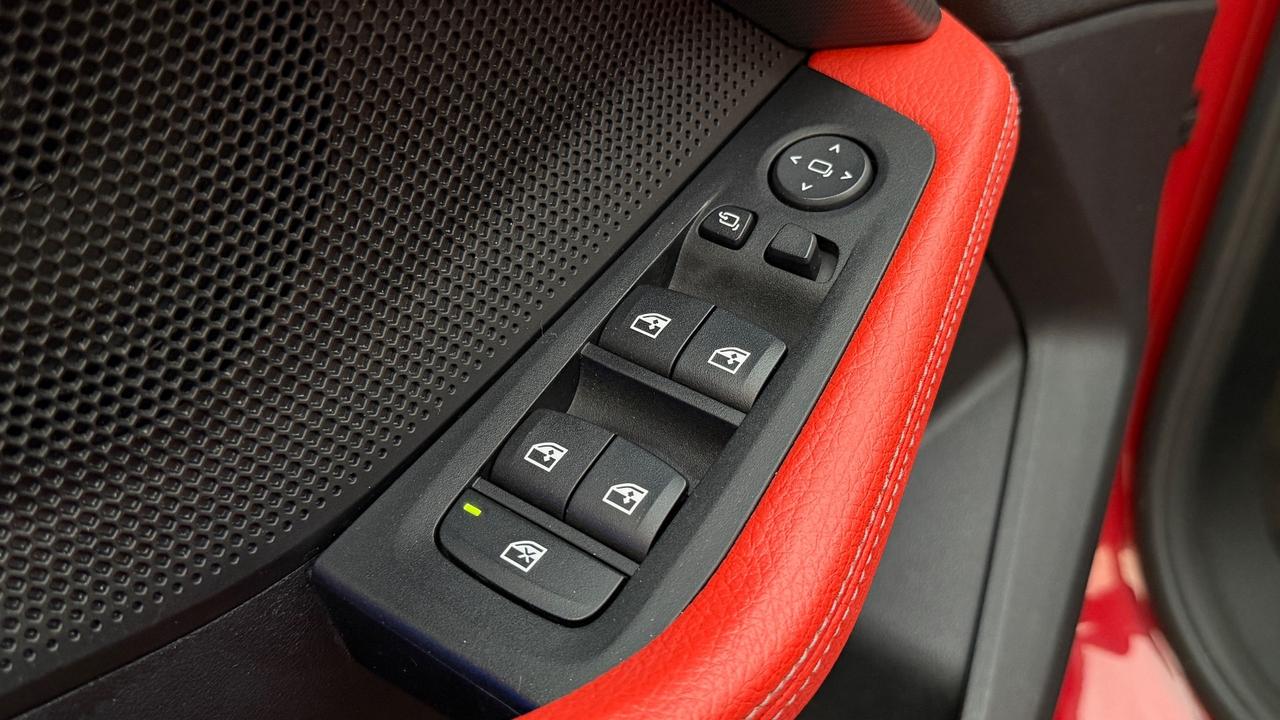 BMW 116D 1.5 LUXURY AT7 116 CV - VIRTUAL COCKPIT, TETTO APRIBILE, SEDILI IN PELLE