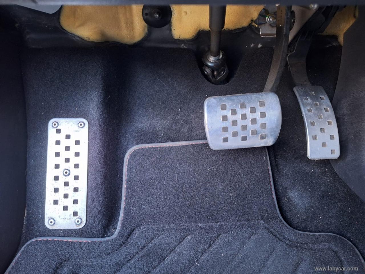 RENAULT Clio TCe 220 EDC R.S. Trophy AKRAPOVIC CERCHI 18