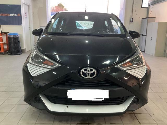 TOYOTA Aygo Connect 1.0 VVT-i 72 CV 5 porte x-play