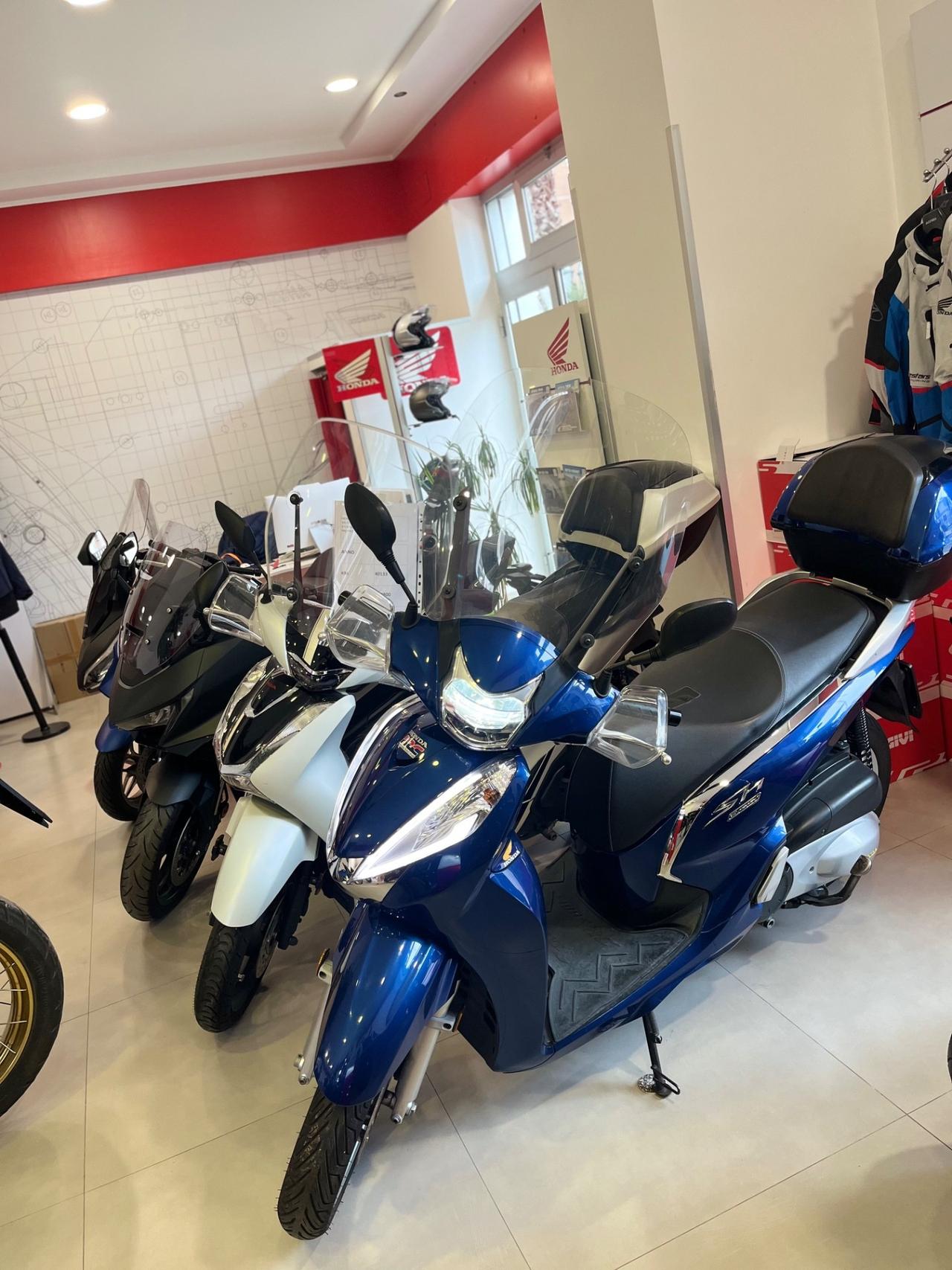 Honda SH 300 Scooter