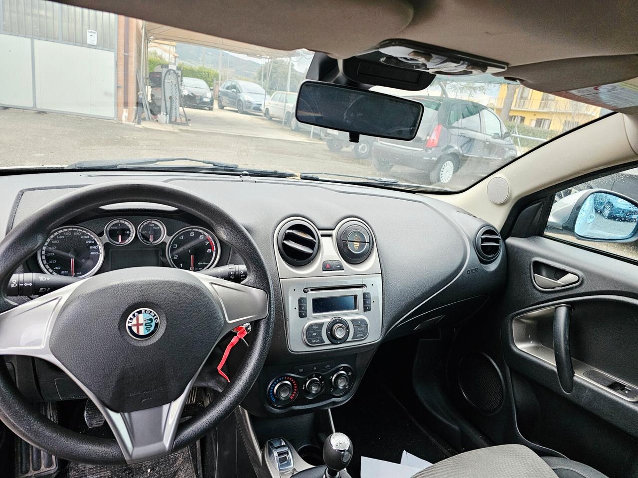 Alfa Romeo MiTo 1.4 105 CV M.air S&S Distinctive Sport Pack