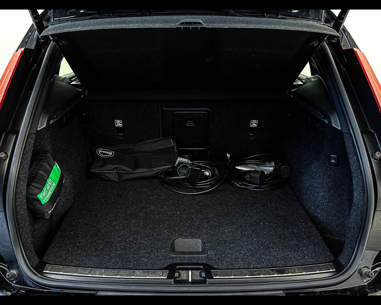 VOLVO XC40 (2017-->) - XC40 T5 Recharge Plug-in Hybrid automatico Plus Bright