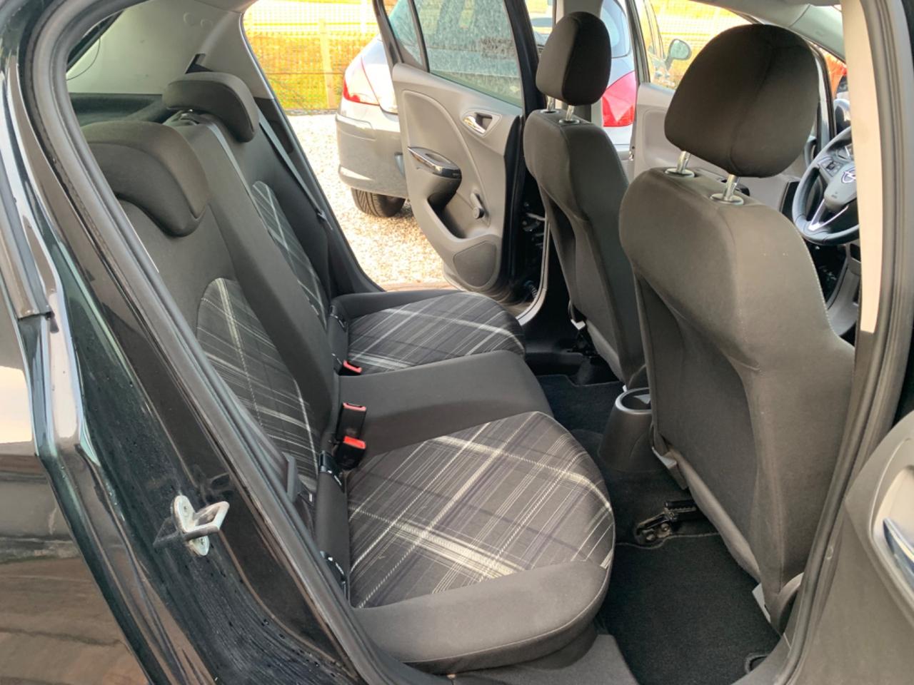 Opel Corsa 1.3 CDTI ecoFLEX 95CV Start&Stop Coupé b-Color