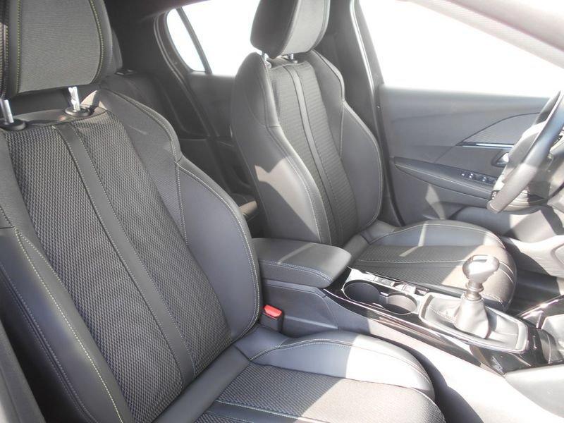 Peugeot 208 100 GT Finanziato