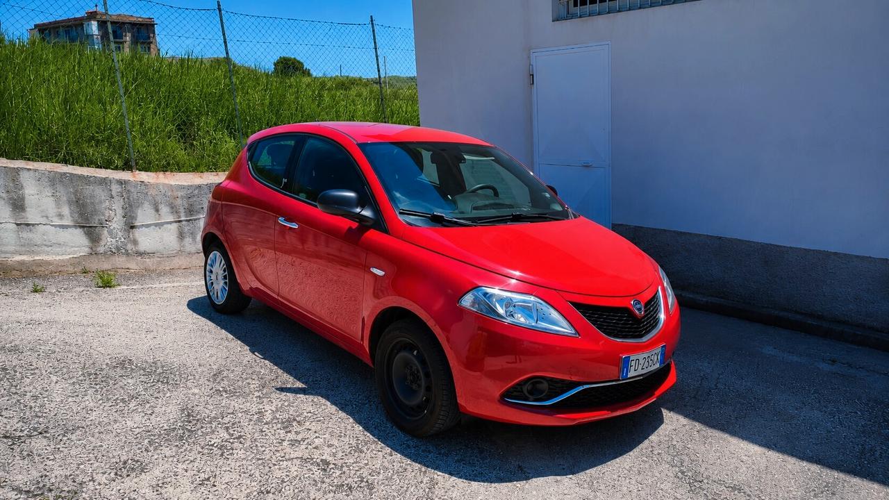 LANCIA Y 1.2 Benzina leggere la descrizione