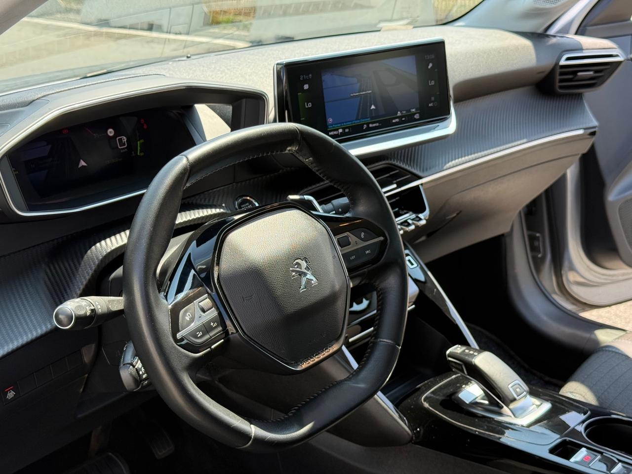 Peugeot 208 -100 CV-AUTOMATICA-FULL OPTIOAL