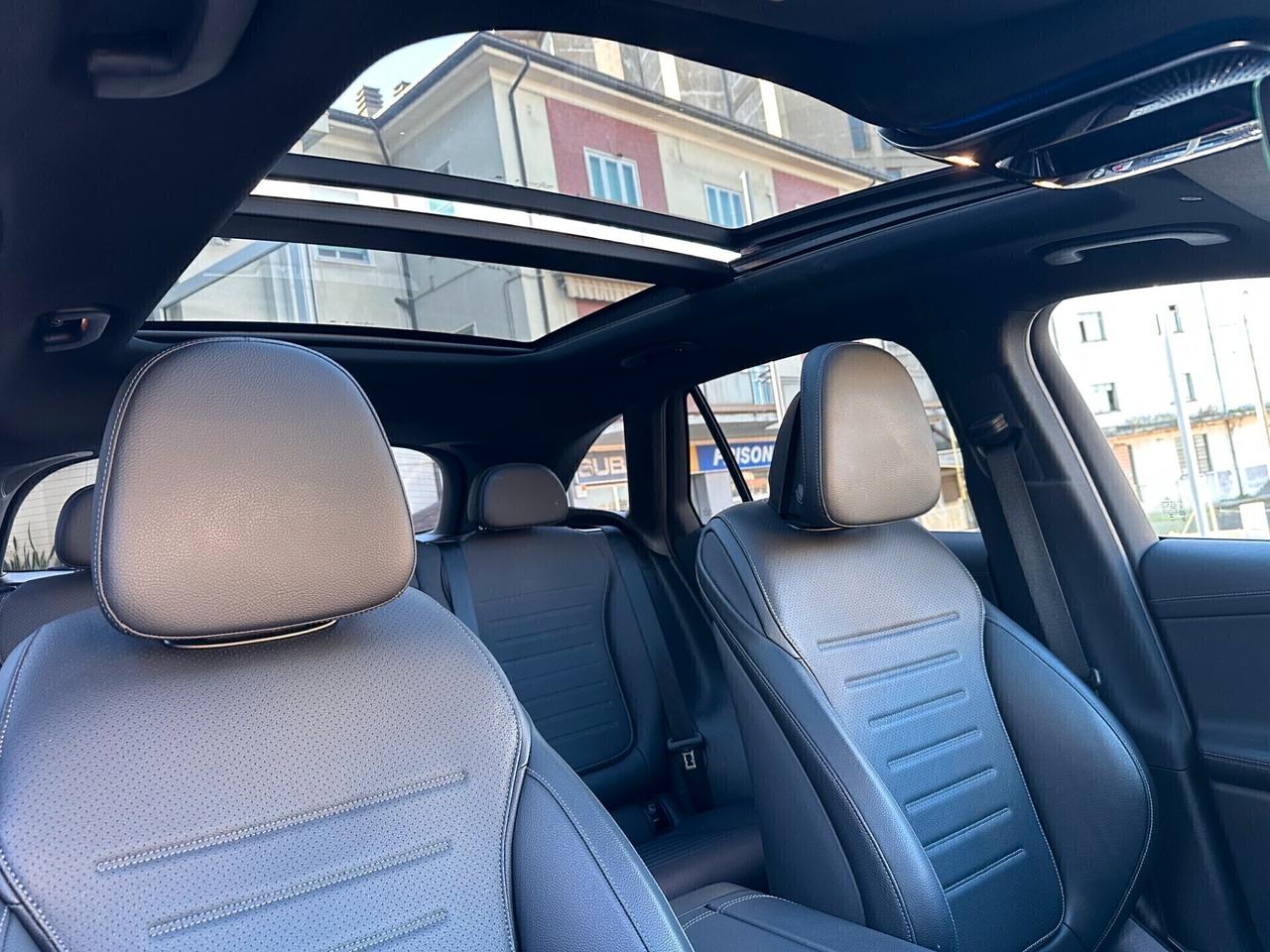 Mercedes-benz GLC 220 d 4M. AMG Premium_PANORAMA_FARI DIGITAL LED_ CAMERA 360_HEAD-UP_BLACK