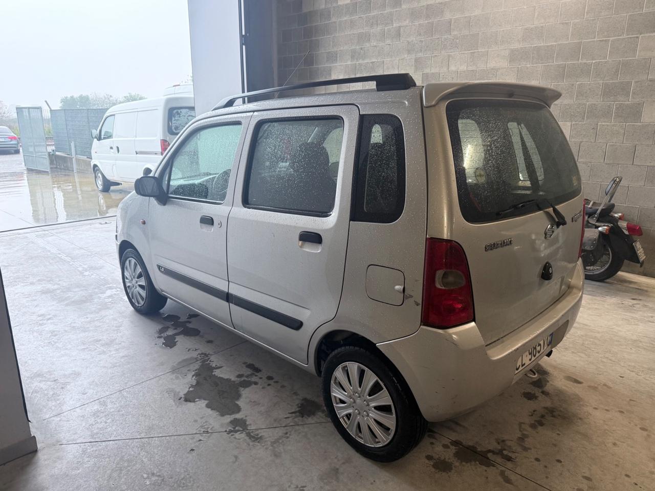 Suzuki Wagon R+ 1.3i VVT 16V cat 4x4 GL