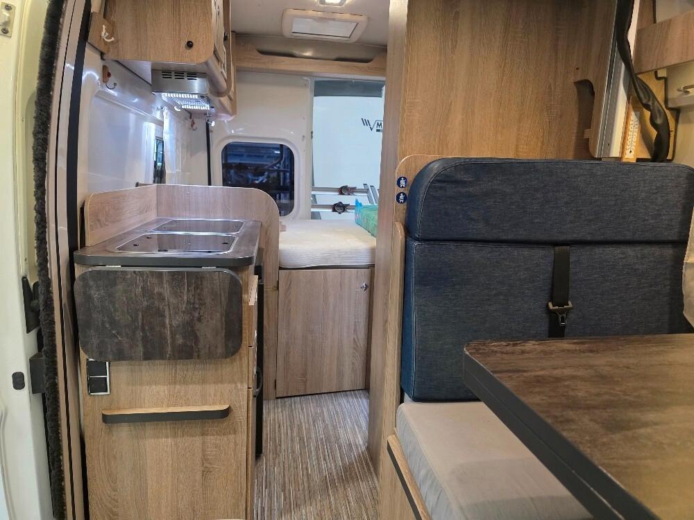 CAMPER VAN FONT VENDOME H 307