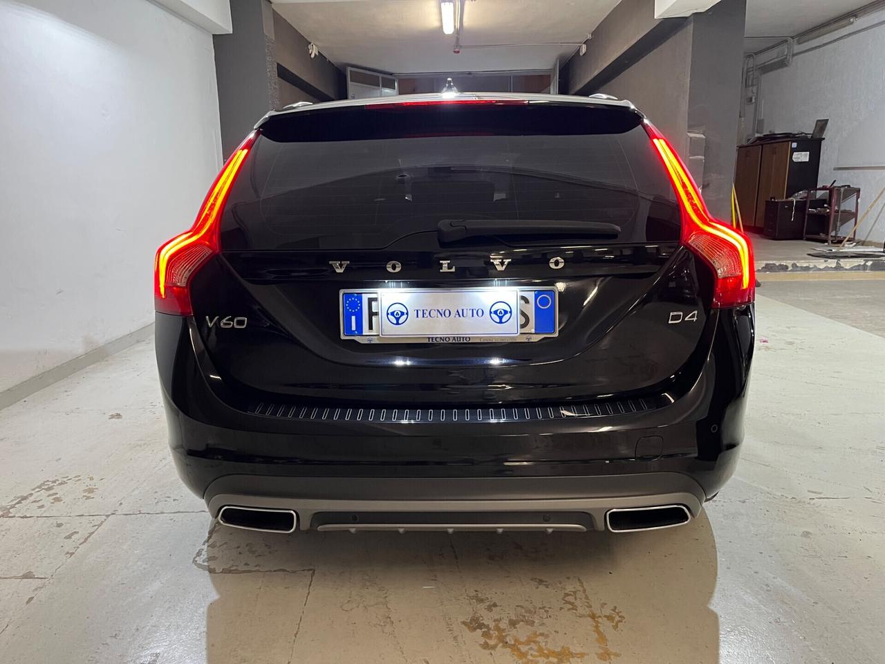 Volvo V60 D4 Geartronic Ocean Race