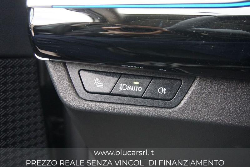 BMW X1 sDrive 18d X-Line DCT