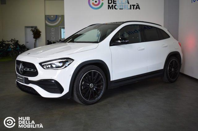 MERCEDES-BENZ GLA 200 d Automatic Premium