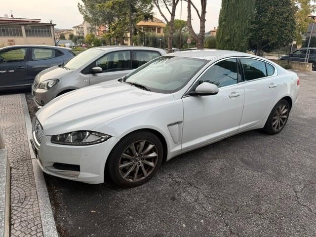 Jaguar XF 2.2 D 190 CV