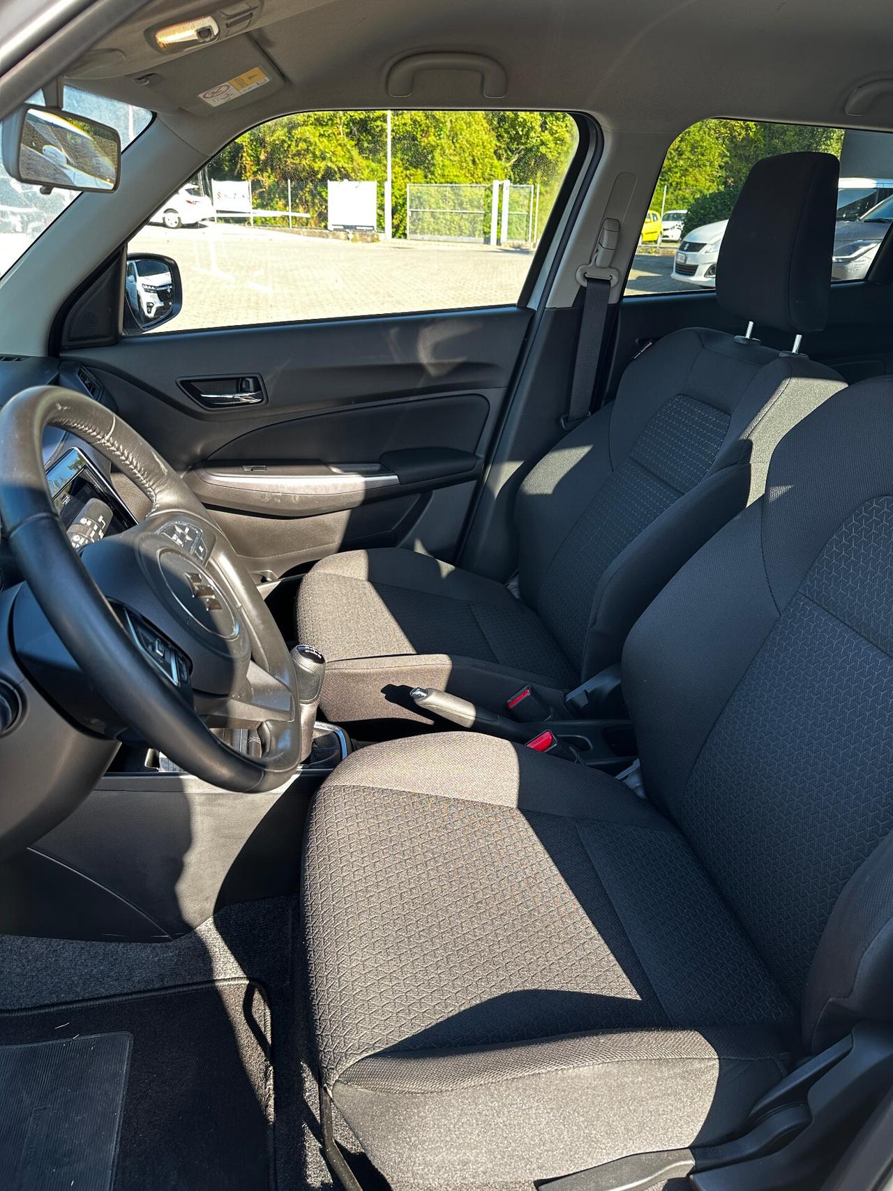 Suzuki Swift 1.2 Hybrid Top