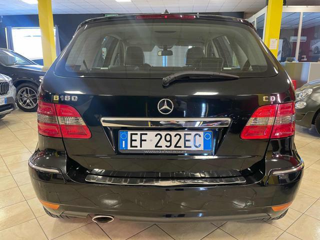 MERCEDES-BENZ B 180 CDI Premium*CAMBIO AUTOMAT/PDC/BLUETOOTH/OK NEO P