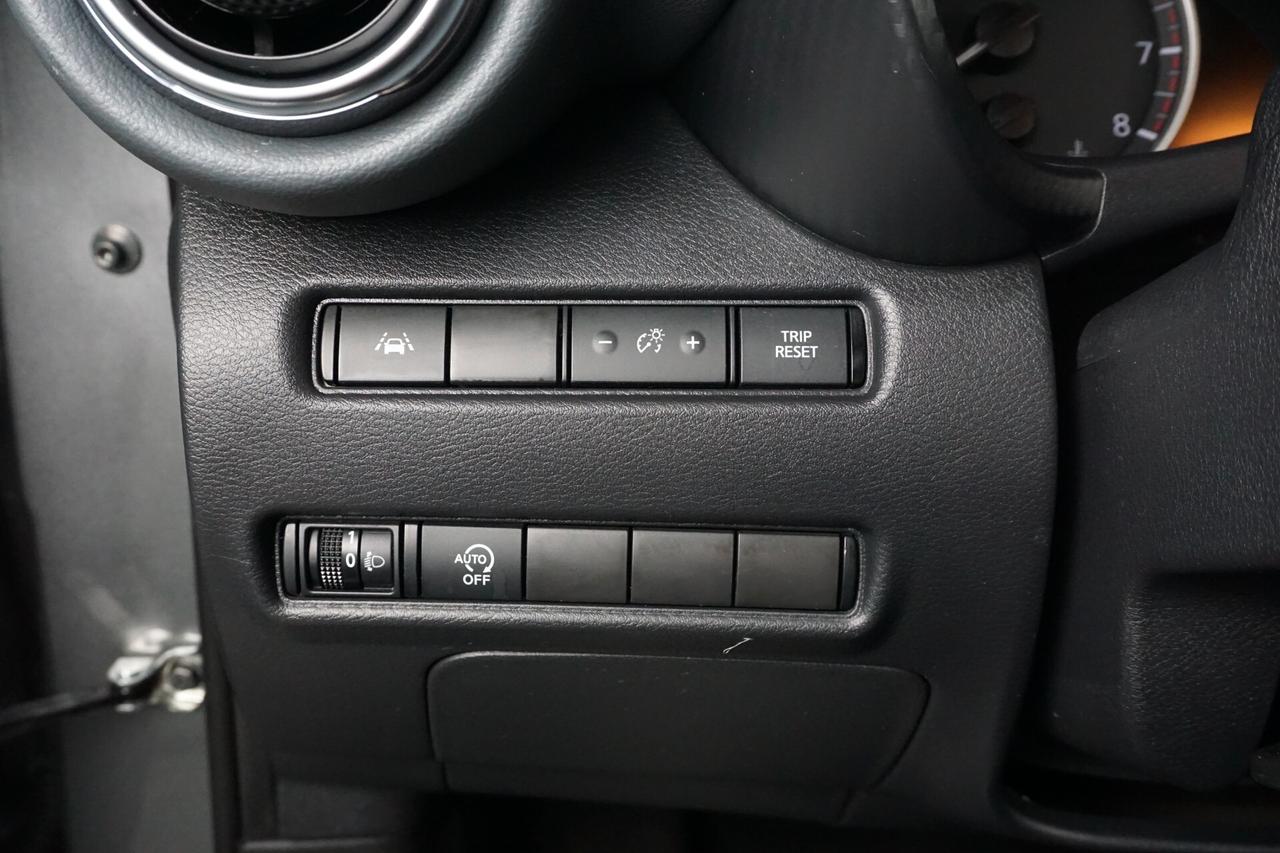 Nissan Juke 1.0 DIG-T 117 CV DCT N-Connecta