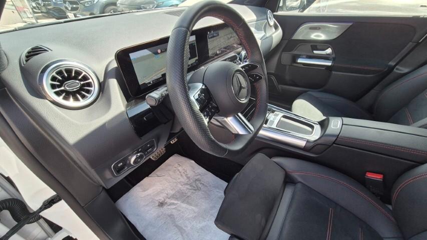Mercedes-benz GLA 200 d Automatic AMG Premium - 2024