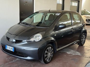 Toyota Aygo 1.0 12V VVT-i 5 porte