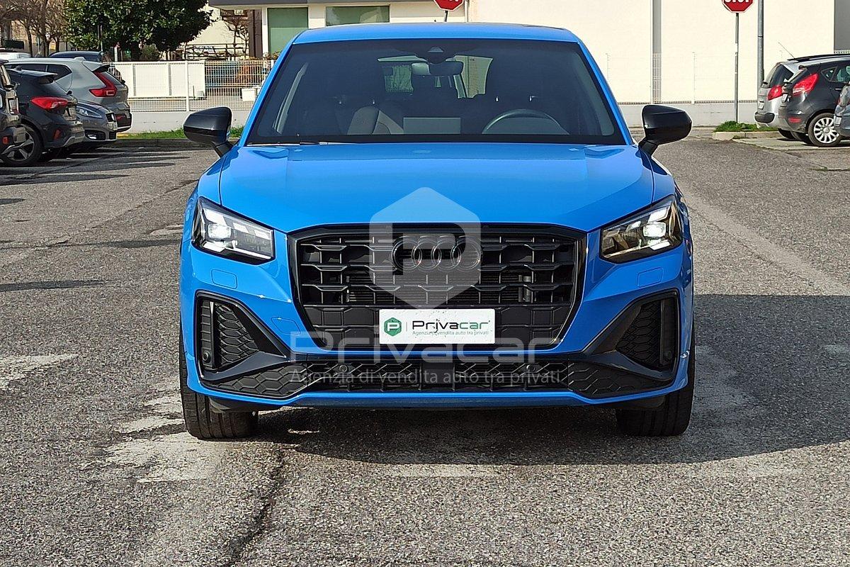 AUDI Q2 35 TFSI S tronic Identity Black