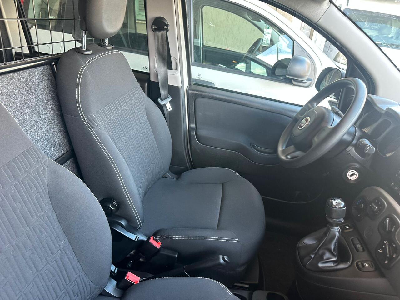 Fiat Panda 1.0 S&S Hybrid Van 2 posti