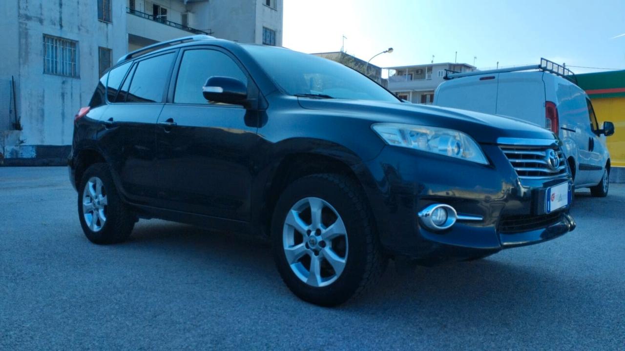 Toyota RAV 4 RAV4 2.2 D-4D 150 CV DPF Exclusive