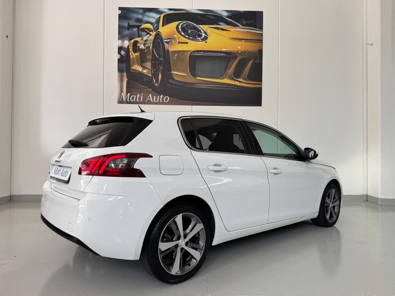 Peugeot 308 BlueHDi 130 S&S Allure