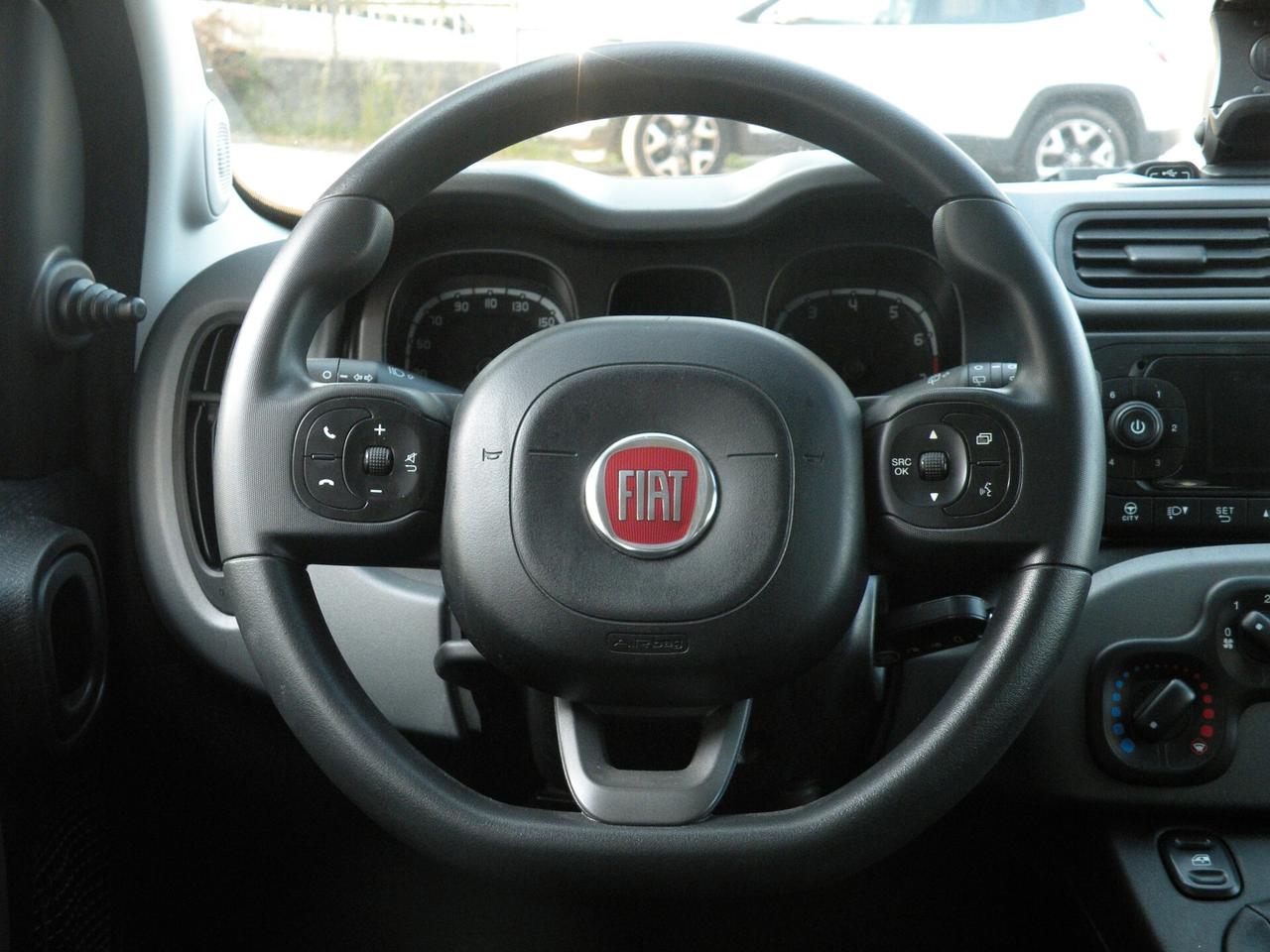 FIAT PANDA HYBRID 1.0 70CV 2022