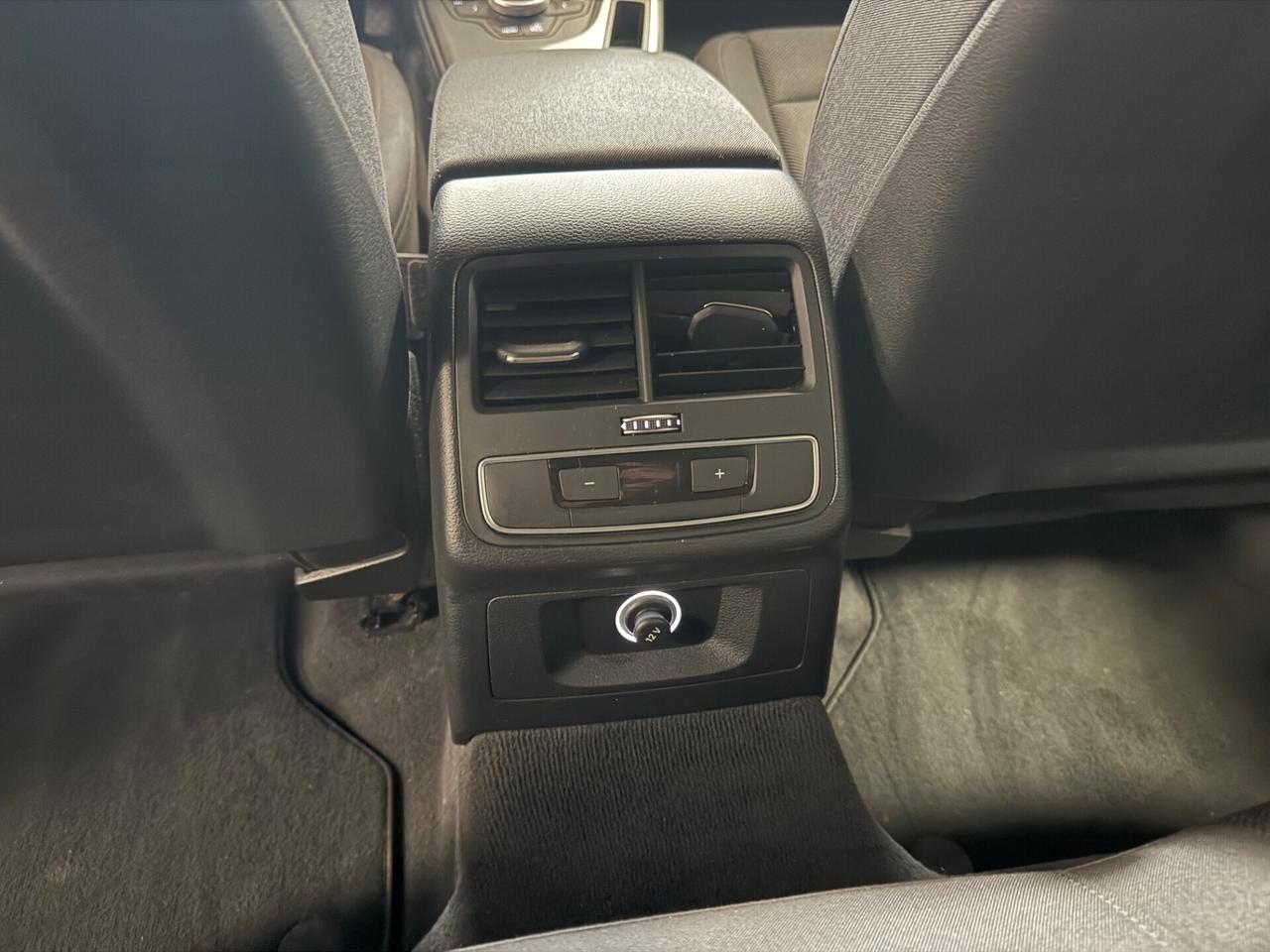 Audi A4 Avant 2.0 TDI 150 CV quattro Business Sport Manuale