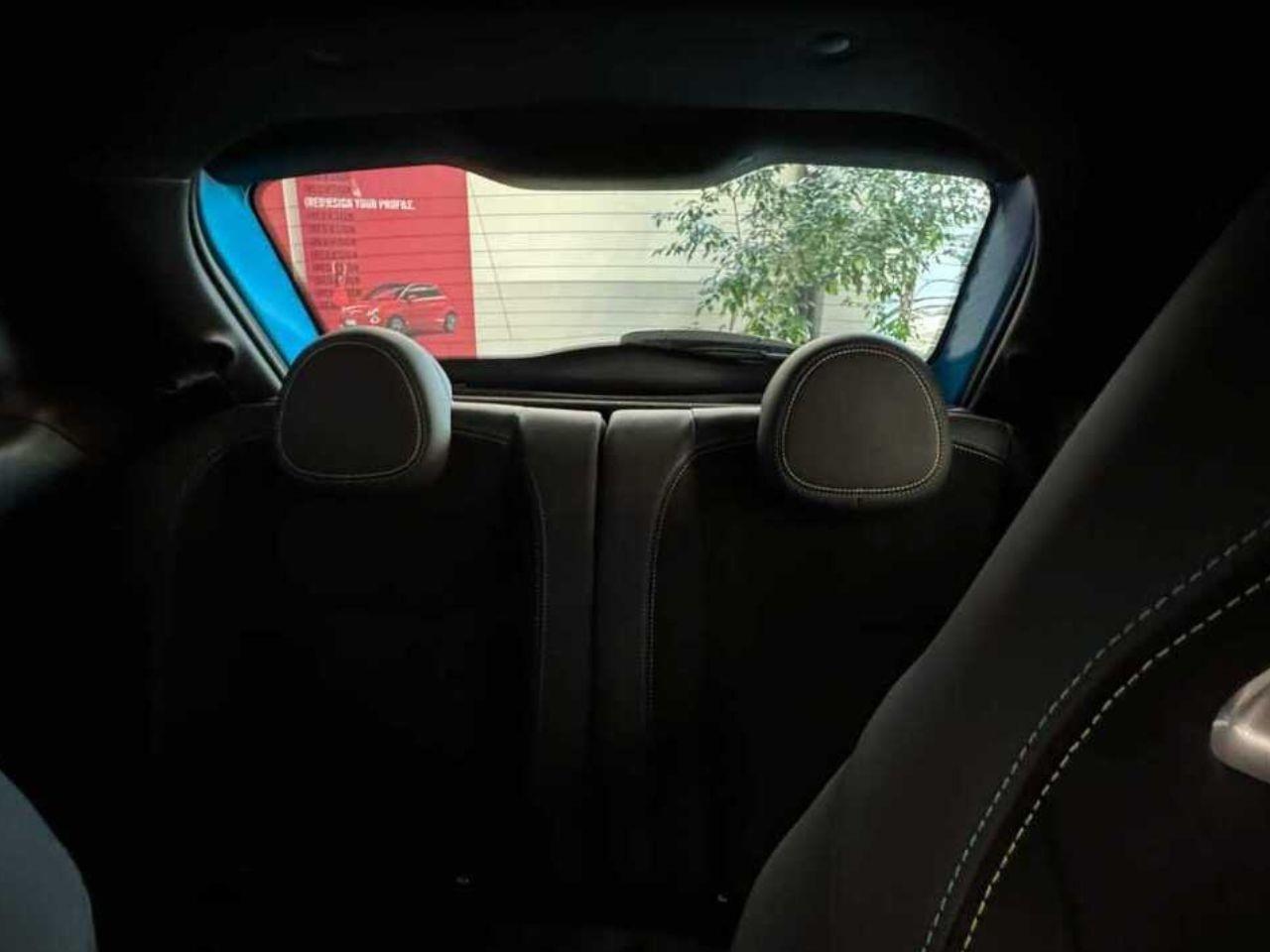 ABARTH 500e - 500e 42 kWh Turismo