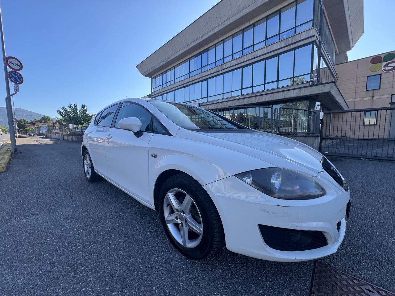 Seat Leon 1.6 diesel, euro 5, anno 2012, 200.000 km,