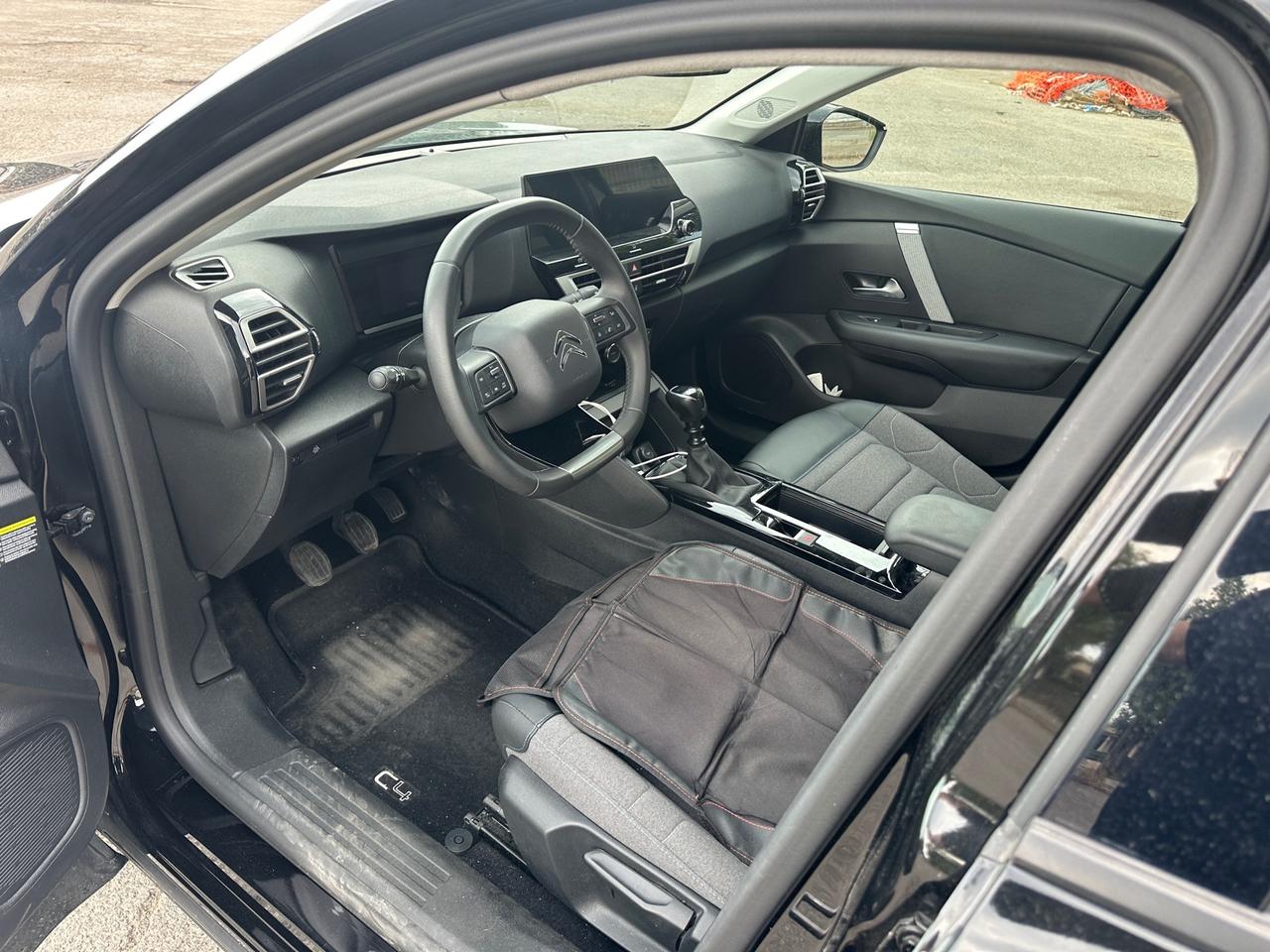 Citroen C4 PureTech 130 (Garanzia 24 Mesi)