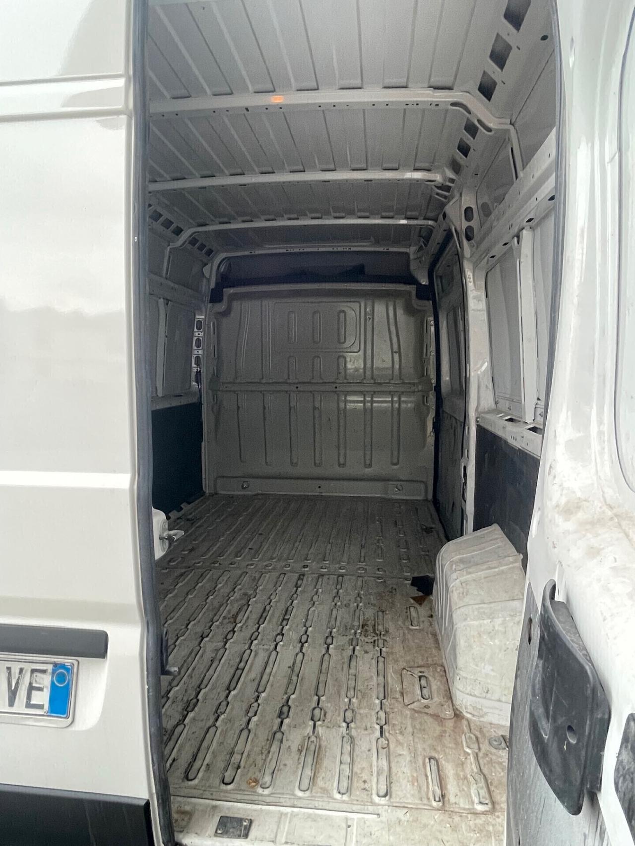 Citroen Jumper 28 BlueHDi 120 S&S PC-TN Furgone