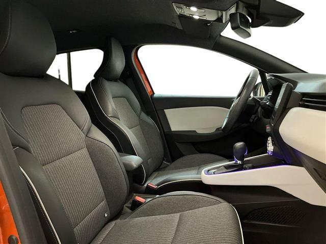 RENAULT Clio 5 Porte 1.6 E-Tech full hybrid 145cv Techno A