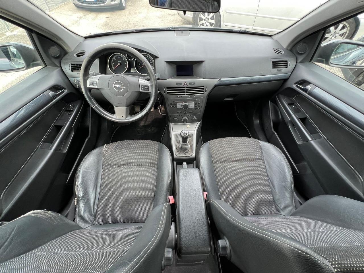 Opel Astra 1.7 CDTI 101CV 5 porte Cosmo