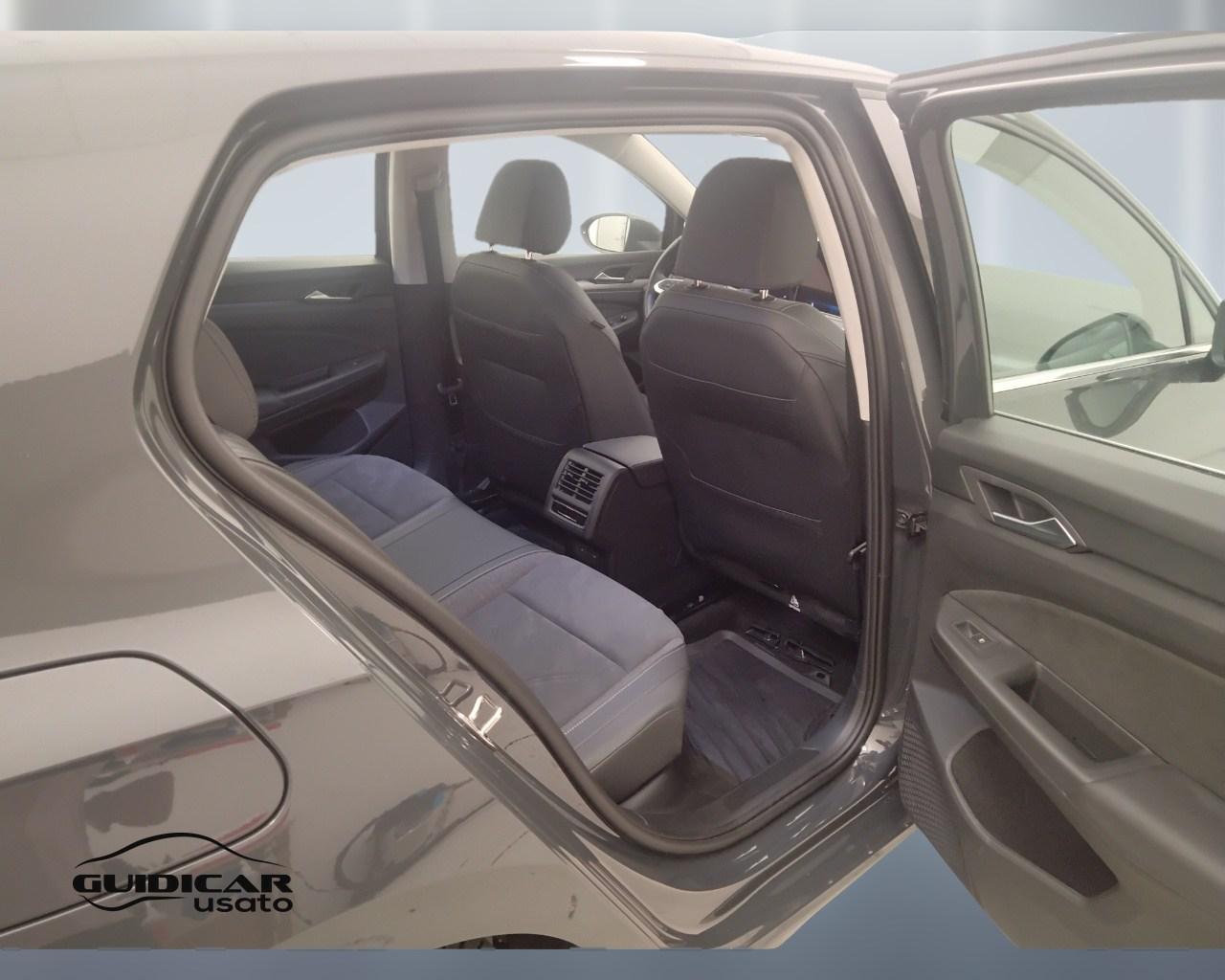 VOLKSWAGEN Golf VIII 2024 - Golf 1.5 tsi ehybrid Style 204cv dsg