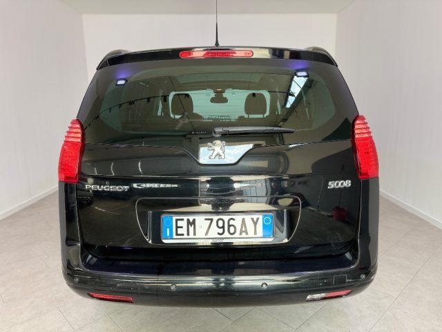 PEUGEOT 5008 1.6 HDi 112CV Business