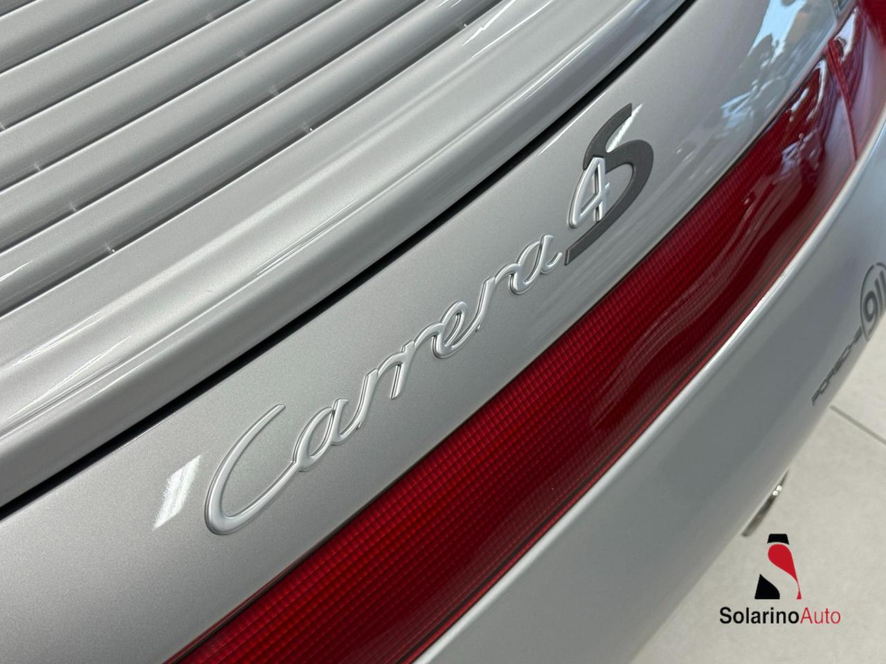 Porsche 911 Coupe 3.6 Carrera 4S