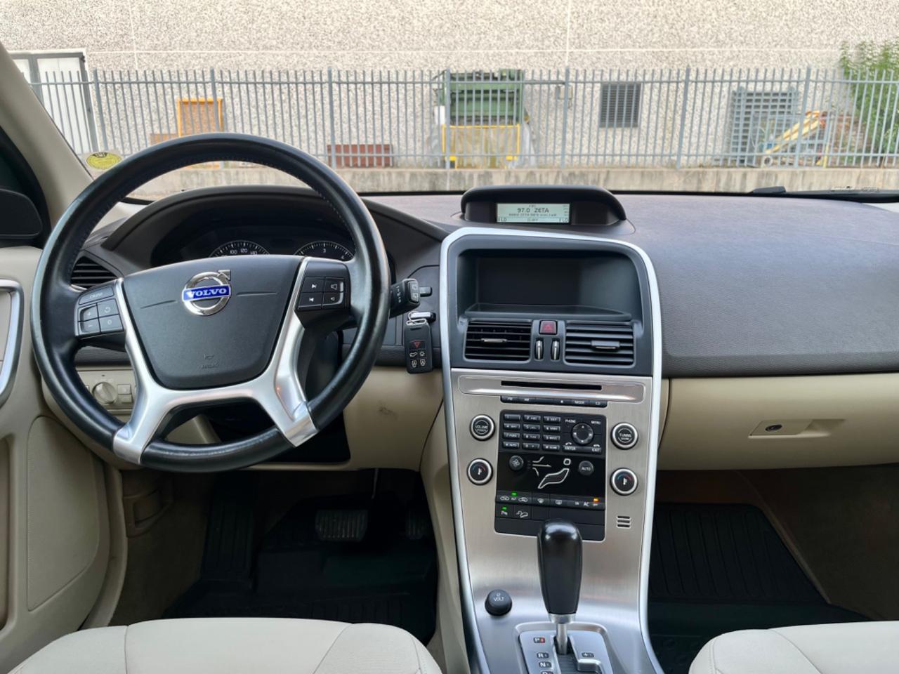Volvo XC60 2.4d 2010 165.000km 4x4 perfetta