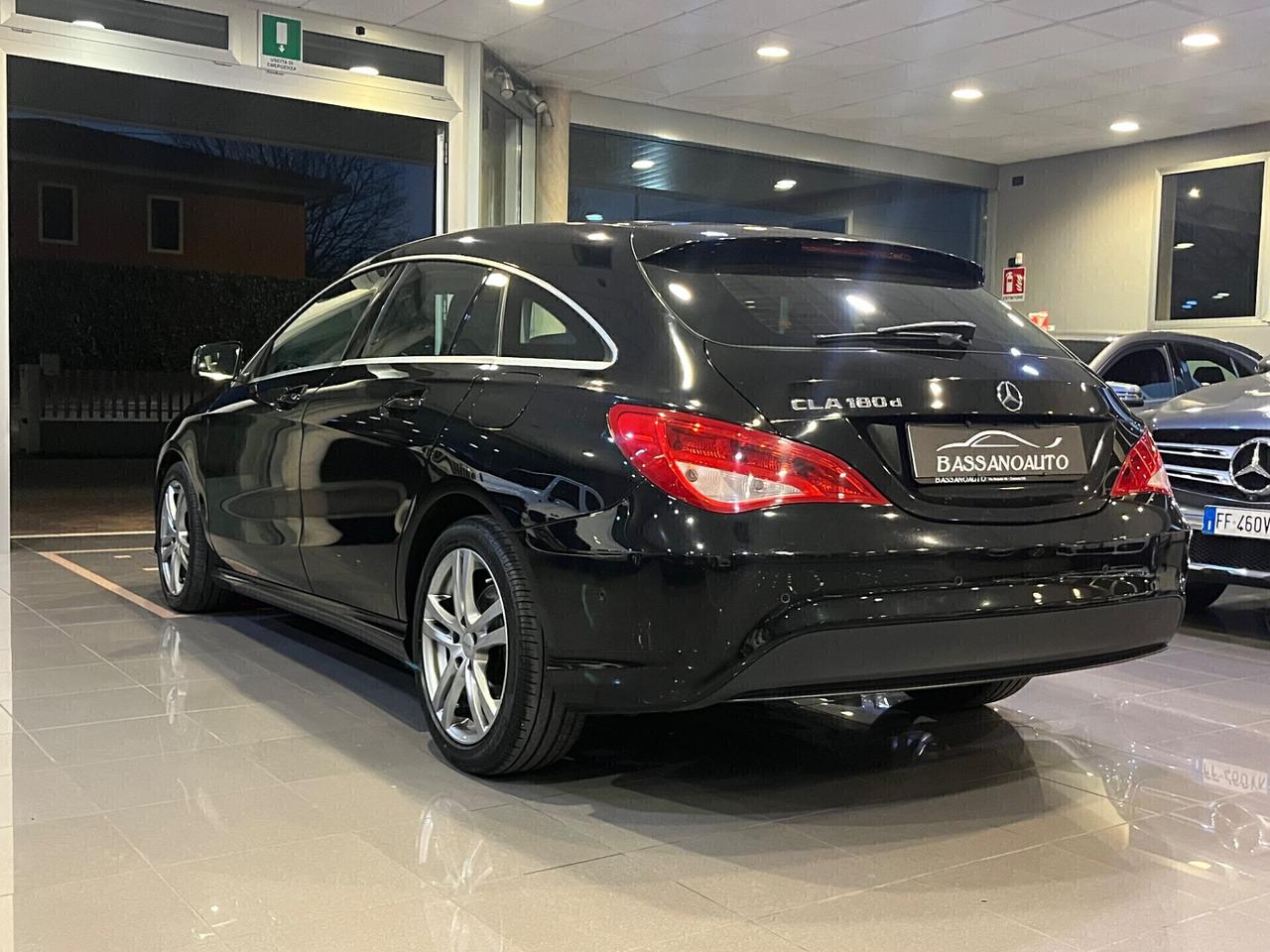 Mercedes-benz CLA 180 Shooting Brake 180 d Business auto