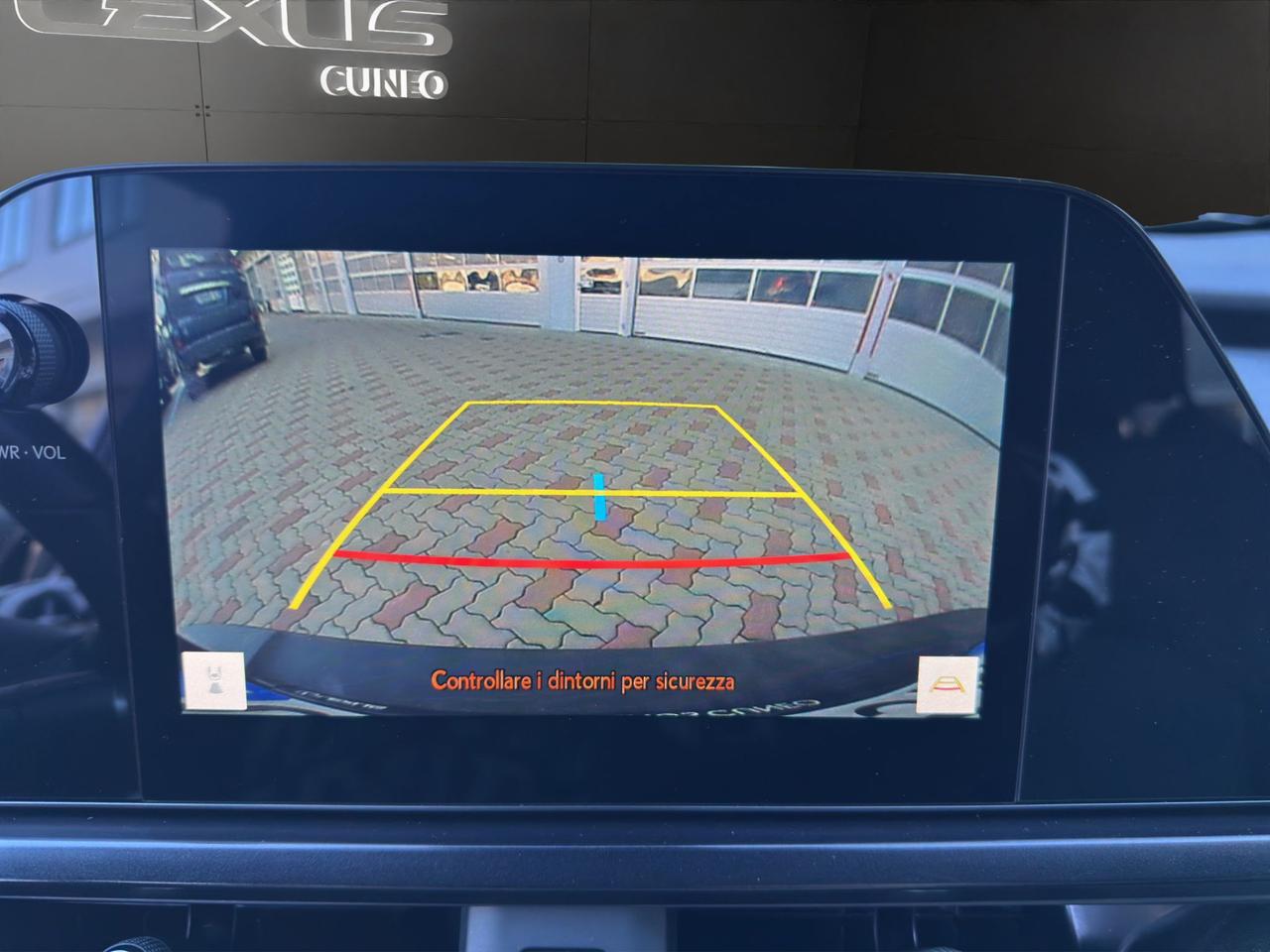 Lexus UX 250h 2.0 Flare - F Sport 2wd cvt