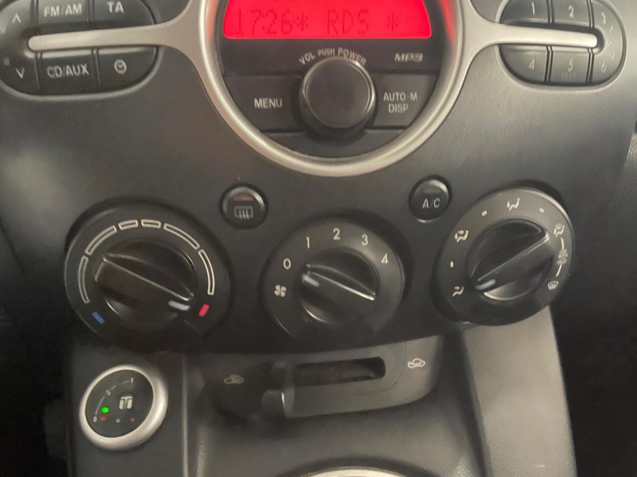 Mazda 2 Mazda2 1.3 16V 75CV 5p. Play Gen. GPL