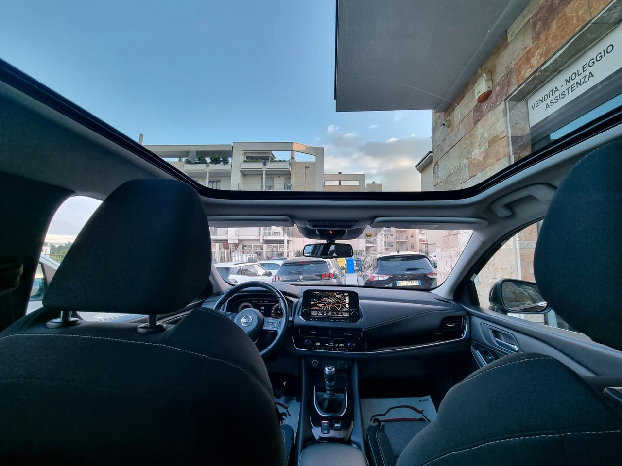 Nissan Qashqai MHEV 140 CV N-Connecta TETTO PANORAMICO