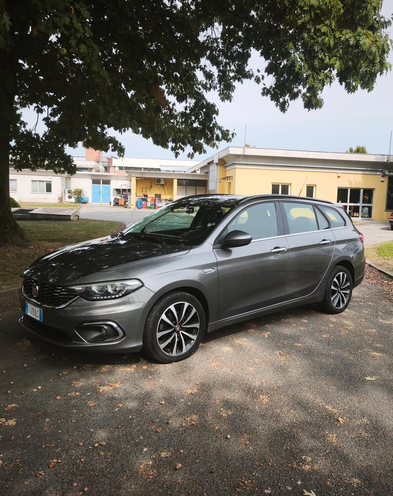 Fiat Tipo 1.6 Mjt SW Lounge 2017 euro6